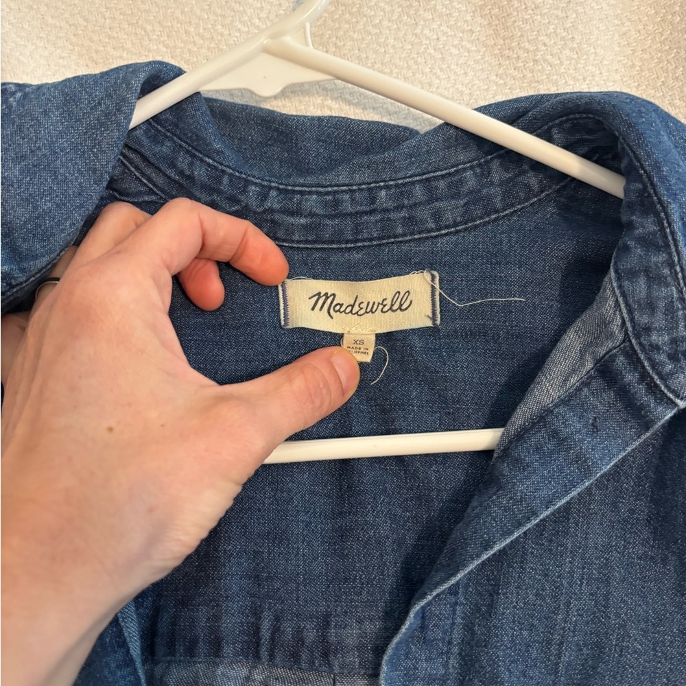 Madewell denim puff-sleeve shirt dress. XS. Great condition. - Picture 9 of 12